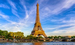 Paris,Eiffel,Tower,And,River,Seine,At,Sunset,In,Paris,