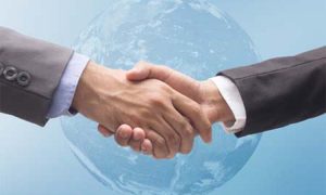 Close,Up,Business,Man,In,Suit,Clothes,Are,Handshake,On