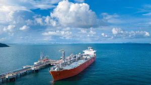 Oil,Tanker,Ship.,Red,Oil,Tanker,Runing,In,The,Ocean